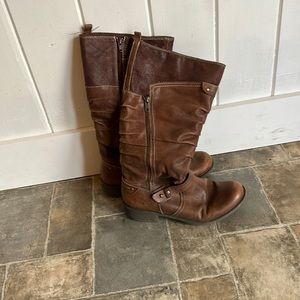 Women’s Magellan leather boots